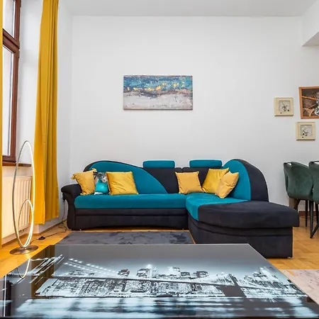 My Gozsdu Court Historic Passage Apartment *